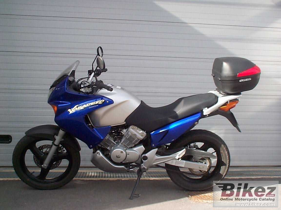 Big David L. varadero 125 picture and wallpaper from Bikez.com